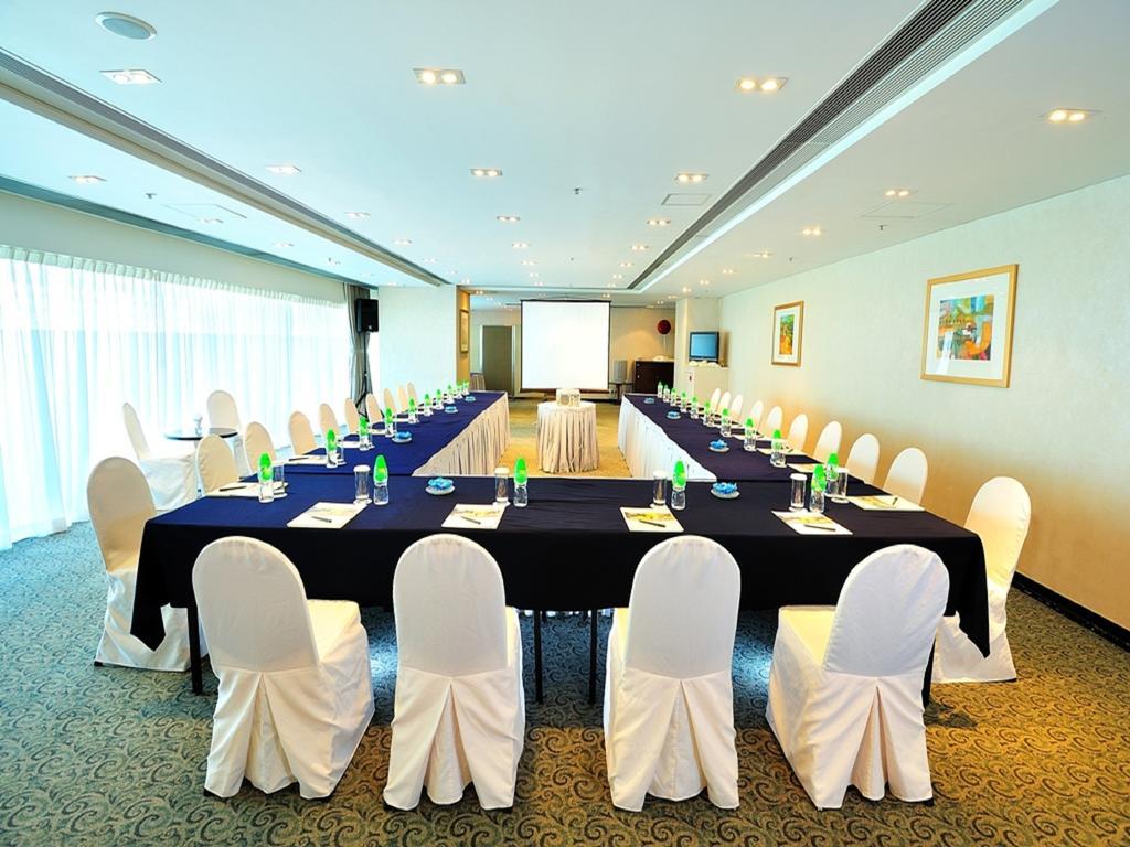 Harbour Plaza Metropolis Hotel Hong Kong Exterior foto